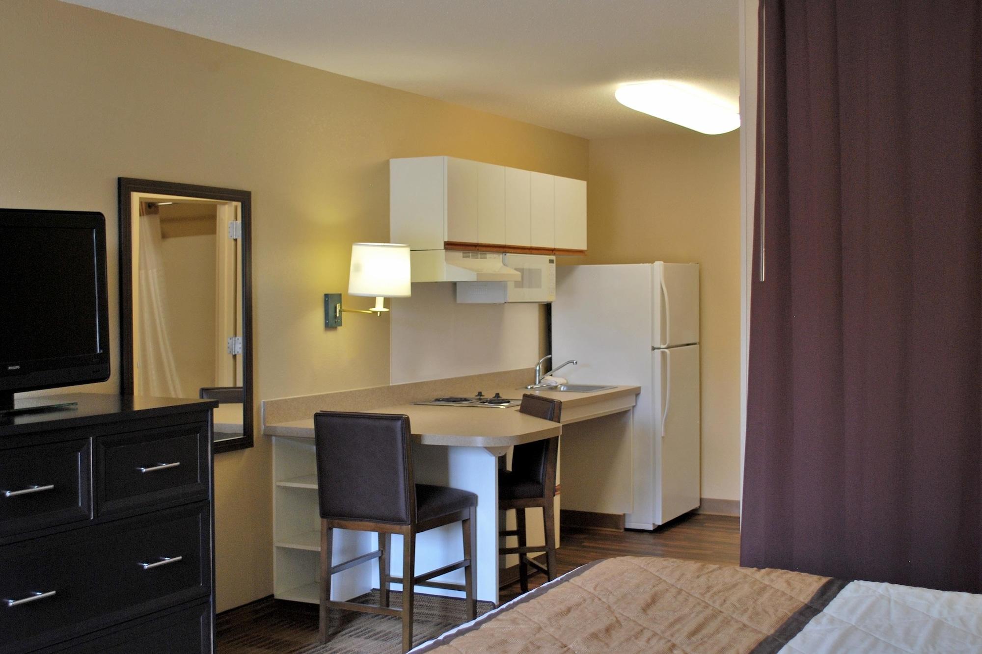 Extended Stay America Suites - Kansas City - Country Club Plaza Exterior photo