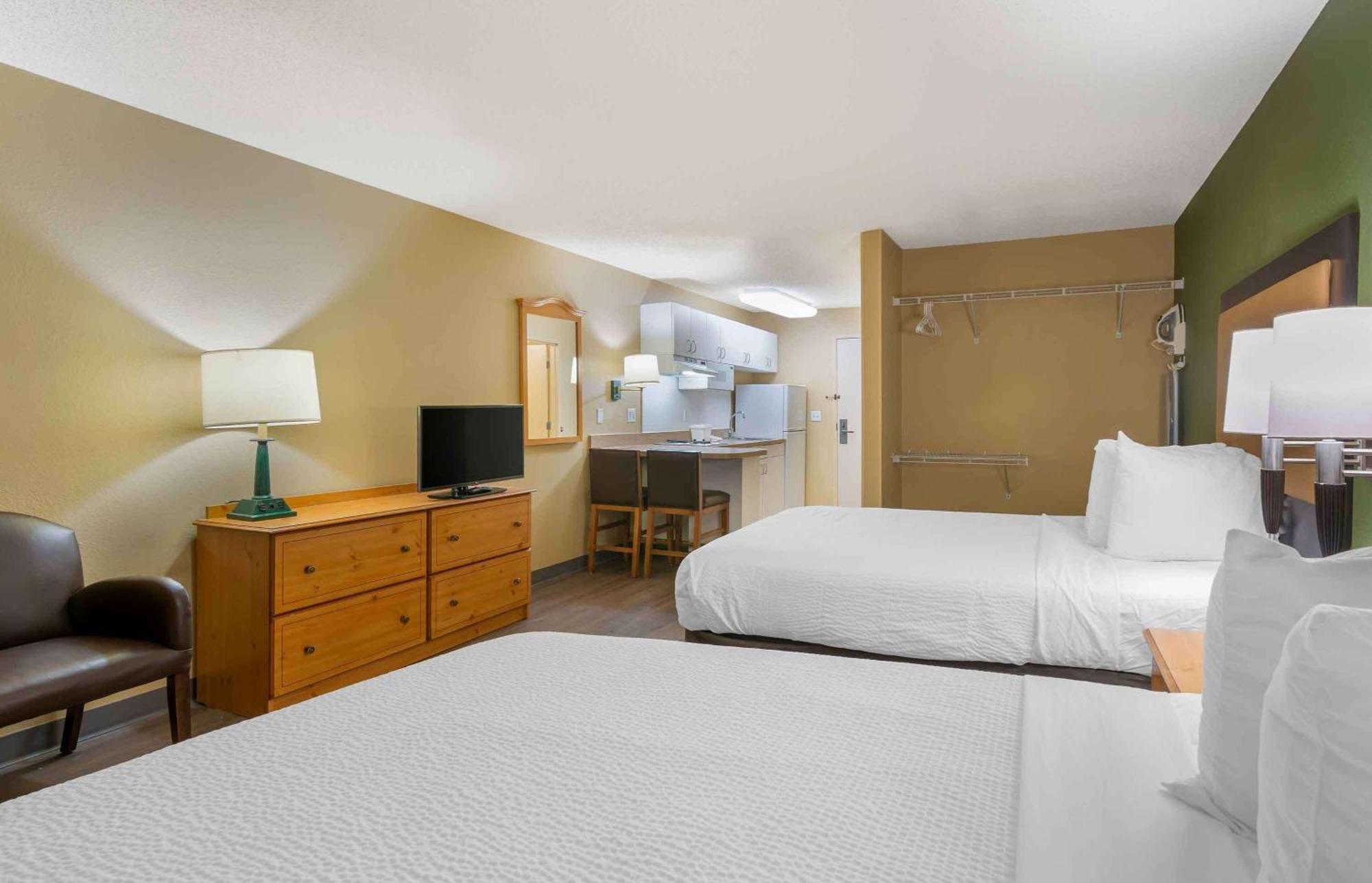 Extended Stay America Suites - Kansas City - Country Club Plaza Exterior photo