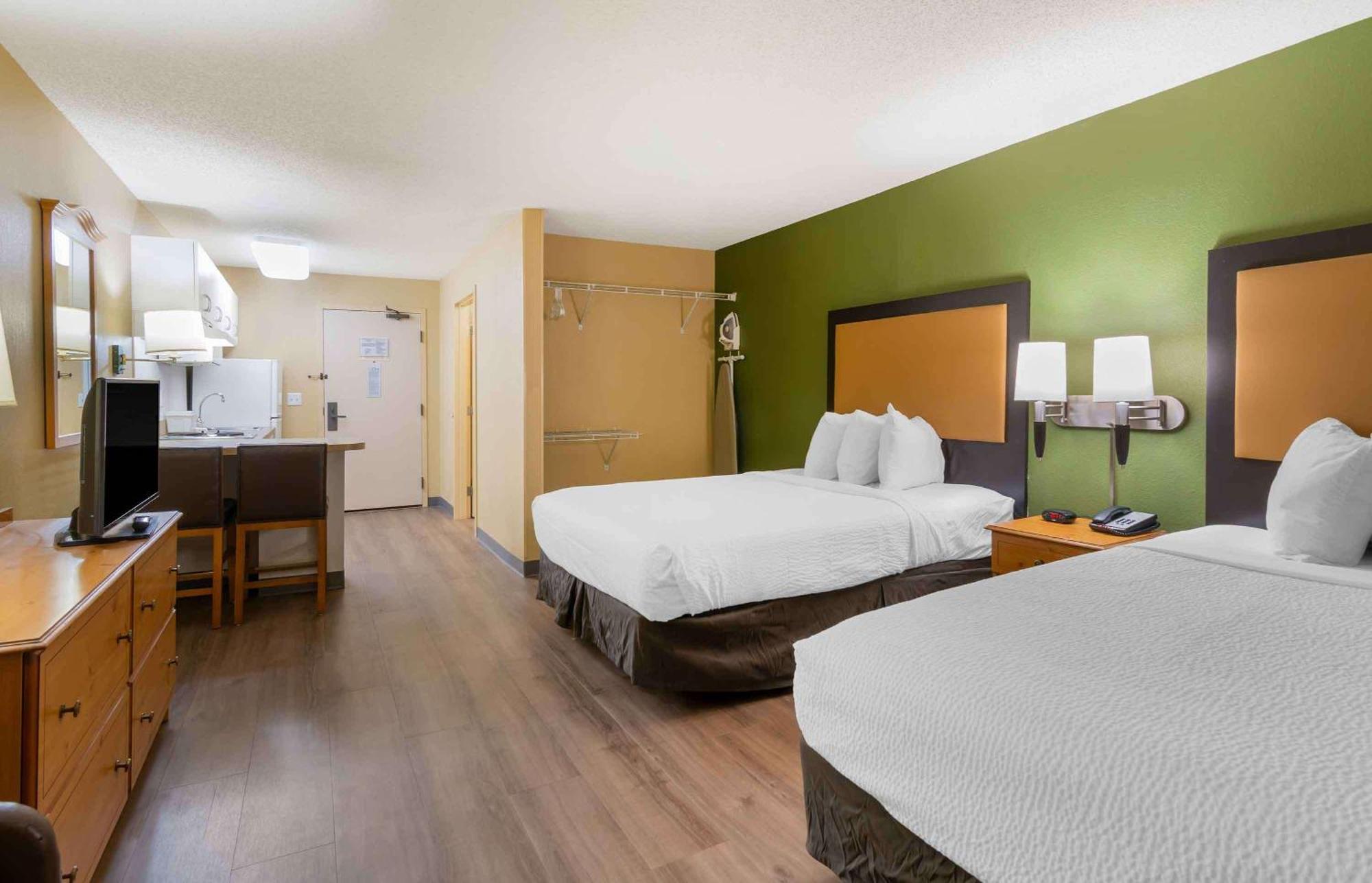Extended Stay America Suites - Kansas City - Country Club Plaza Exterior photo