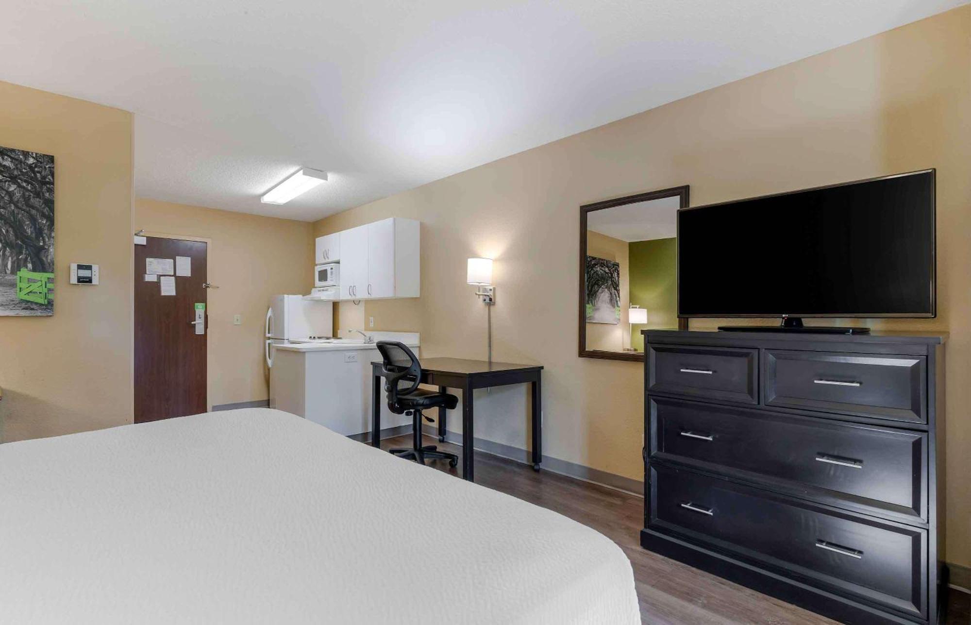 Extended Stay America Suites - Kansas City - Country Club Plaza Exterior photo